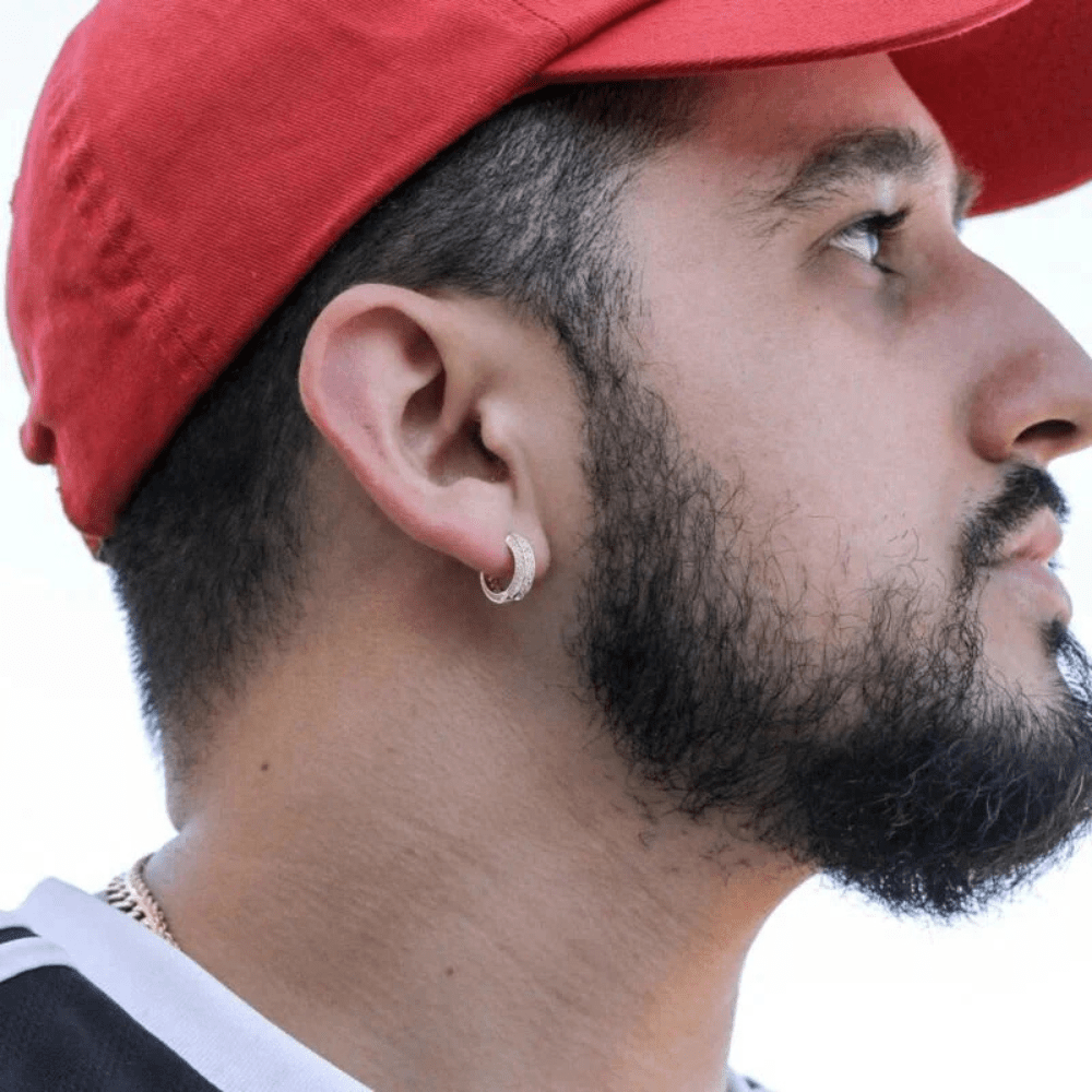 Boucle d’Oreille Créole Luxe Homme porté