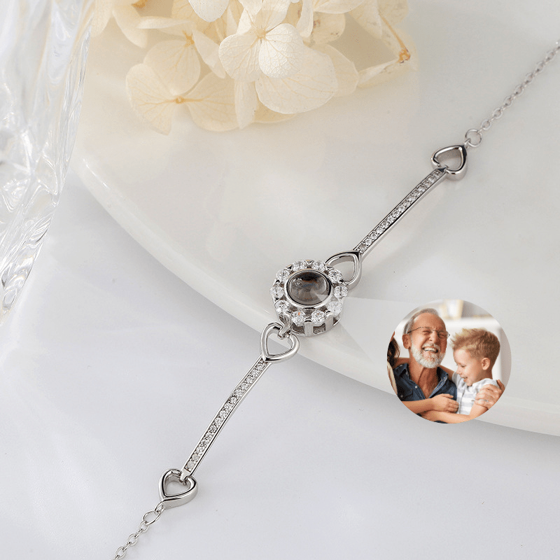Bracelet photo projection en argent argent sur présentoir
