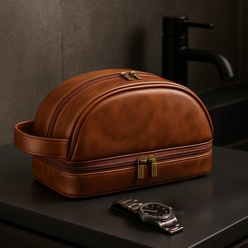 Grande trousse de toilette homme en cuir camel style raffiné