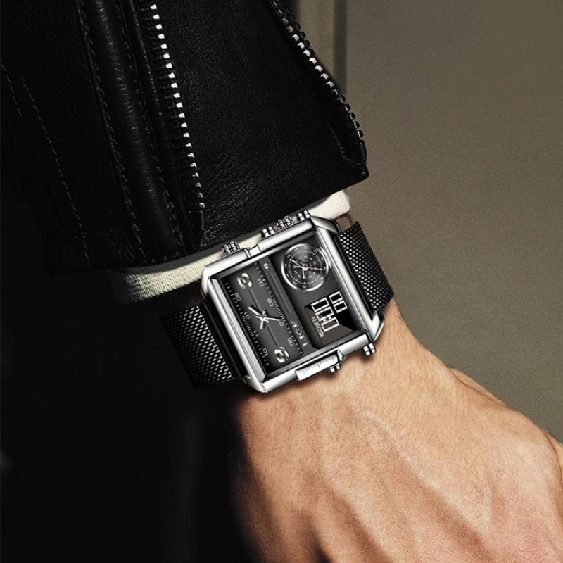 Montre Carrée Militaire en Acier noir et argent portée