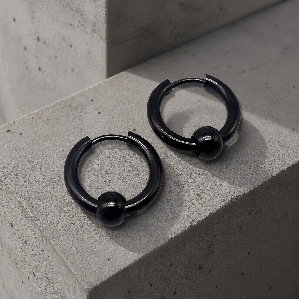 Boucle d'oreille créole homme en acier noir à fermoir à bille