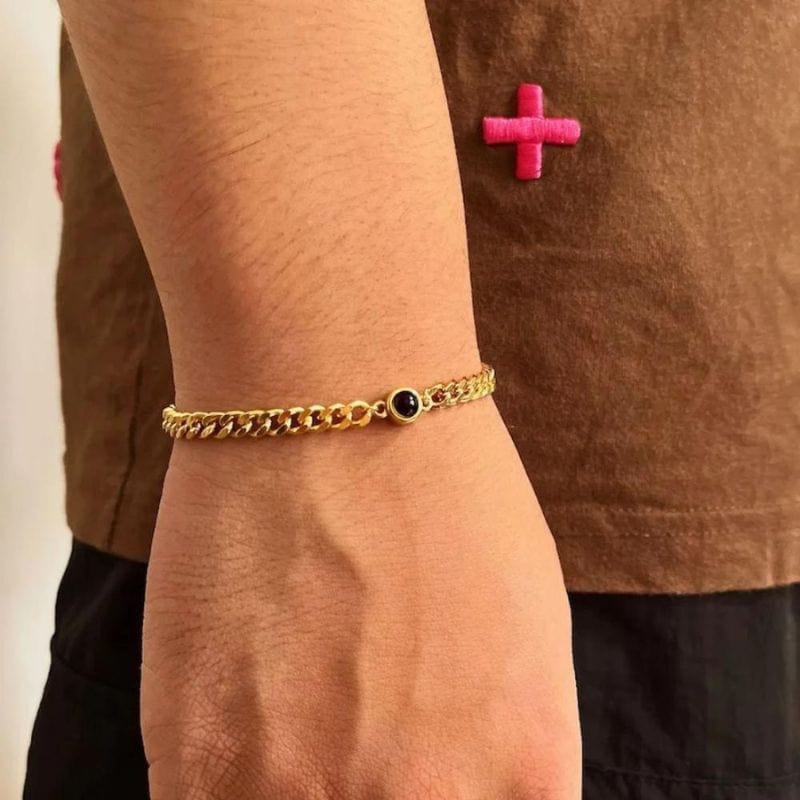 No Alt generated by the API