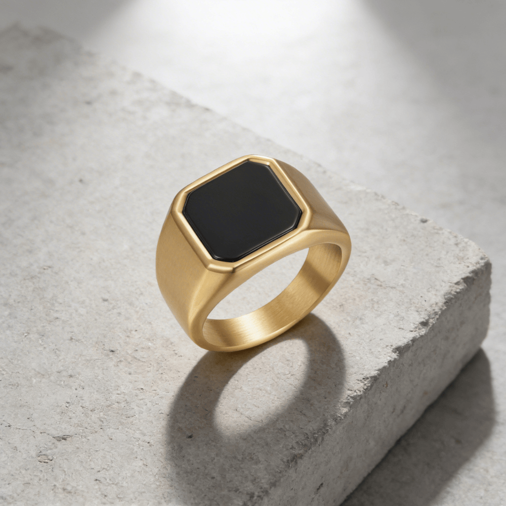 Chevalière homme onyx or acier inoxydable brossé