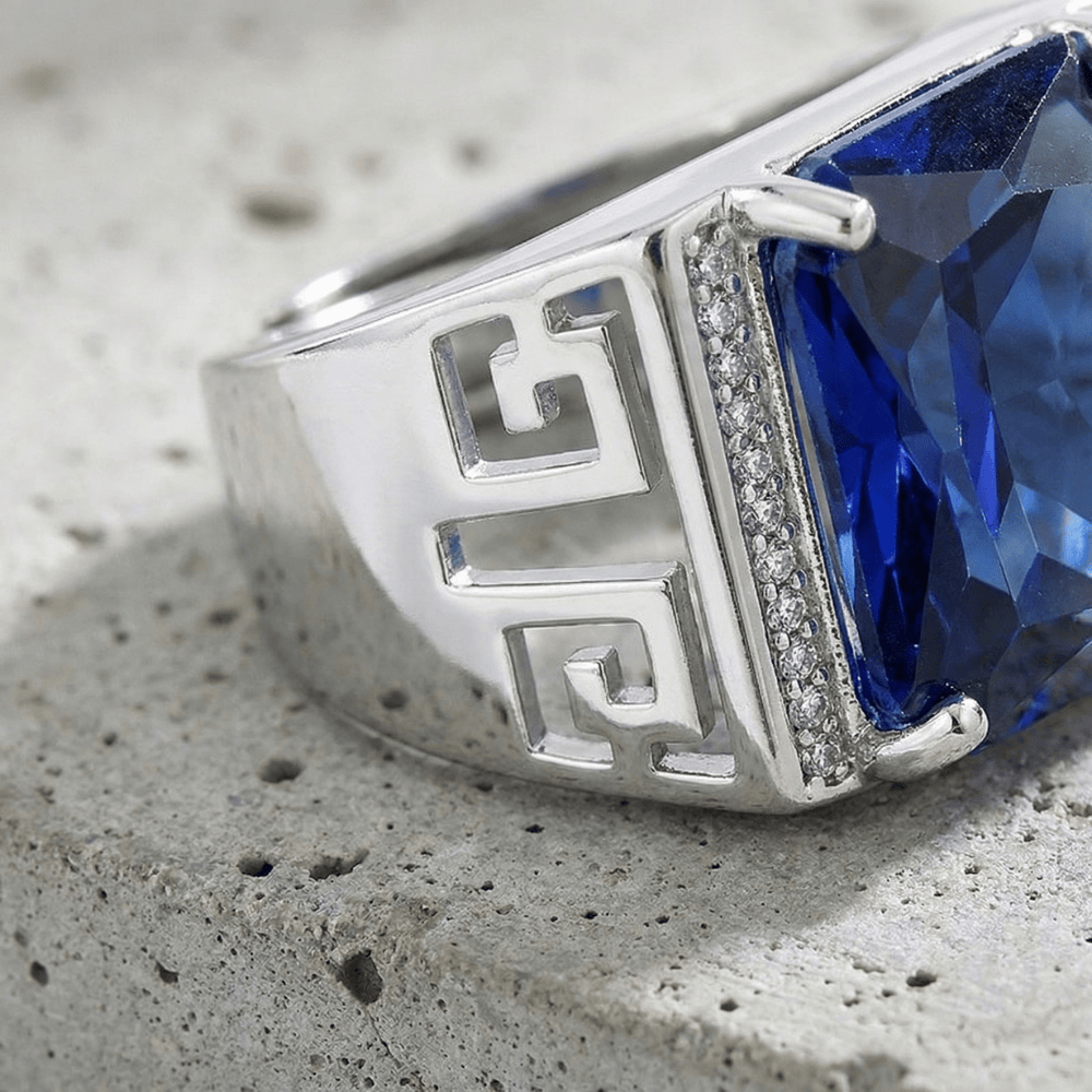 Des Finitions Exemplaires - Bague Chevalière Homme Argent Luxe Saphir Bleu