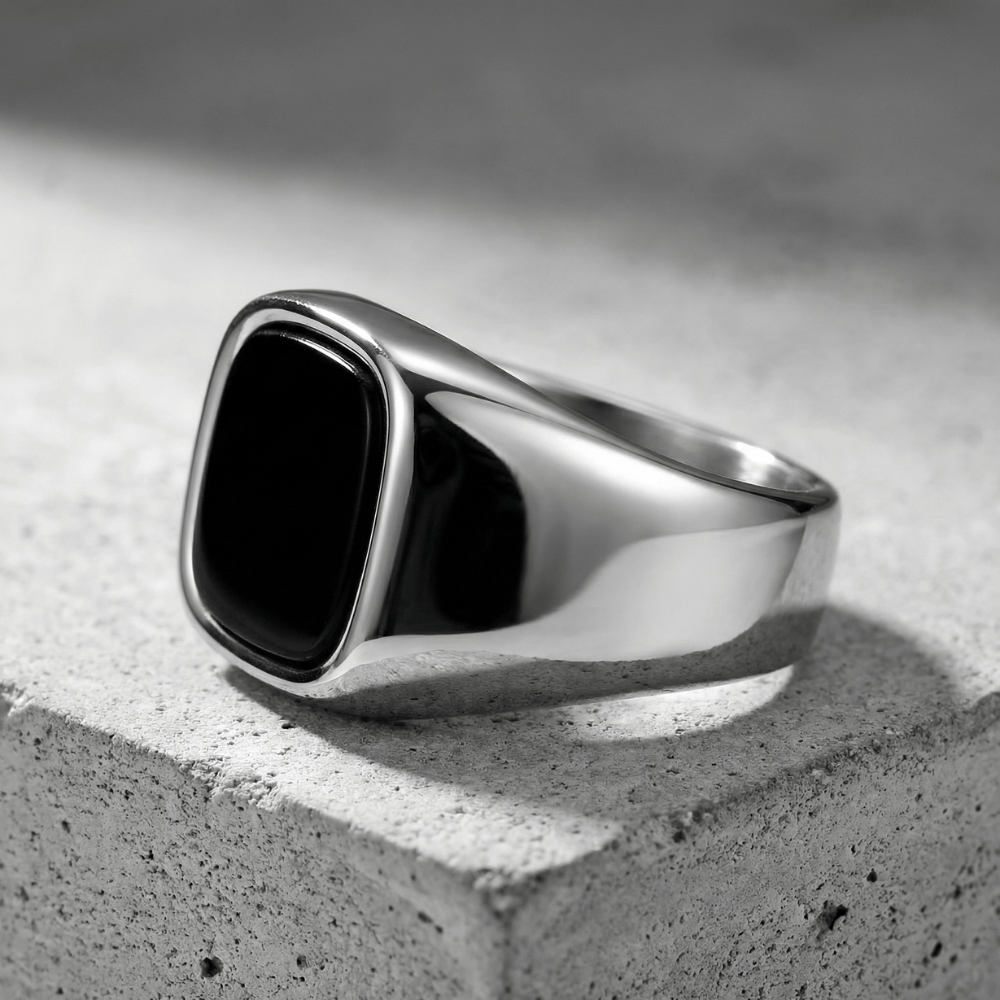 Chevalière argent onyx homme plateau coussin côté