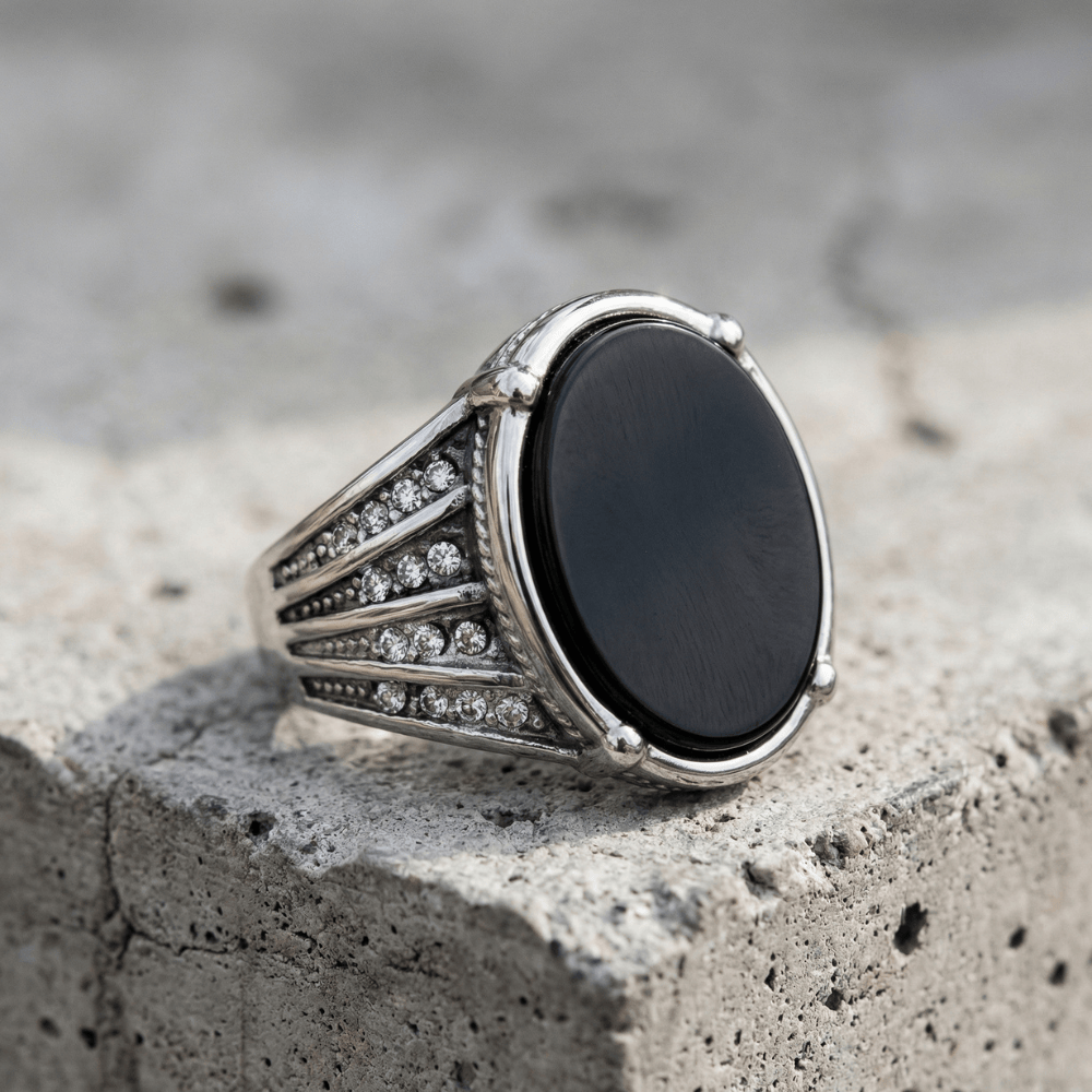 Chevalière onyx homme argent zircons éventail