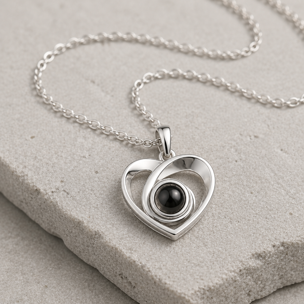 Collier cœur ajouré personnalisé photo, pendentif projection finition argent