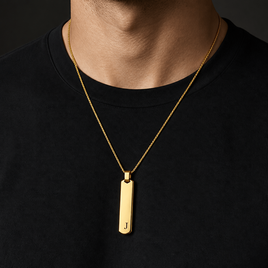 collier lettre homme or barre acier inoxydable