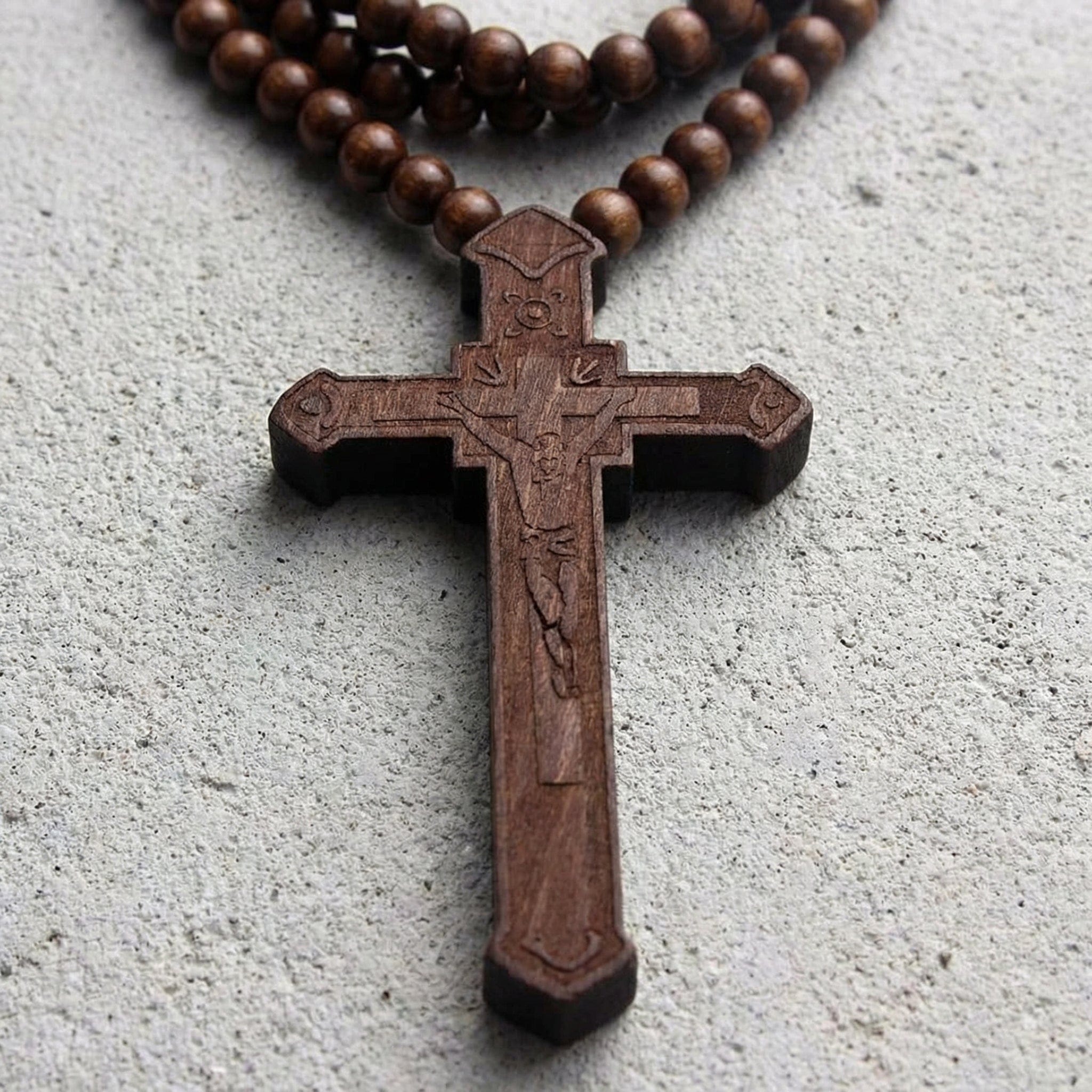 collier chapelet croix marron de jesus christ
