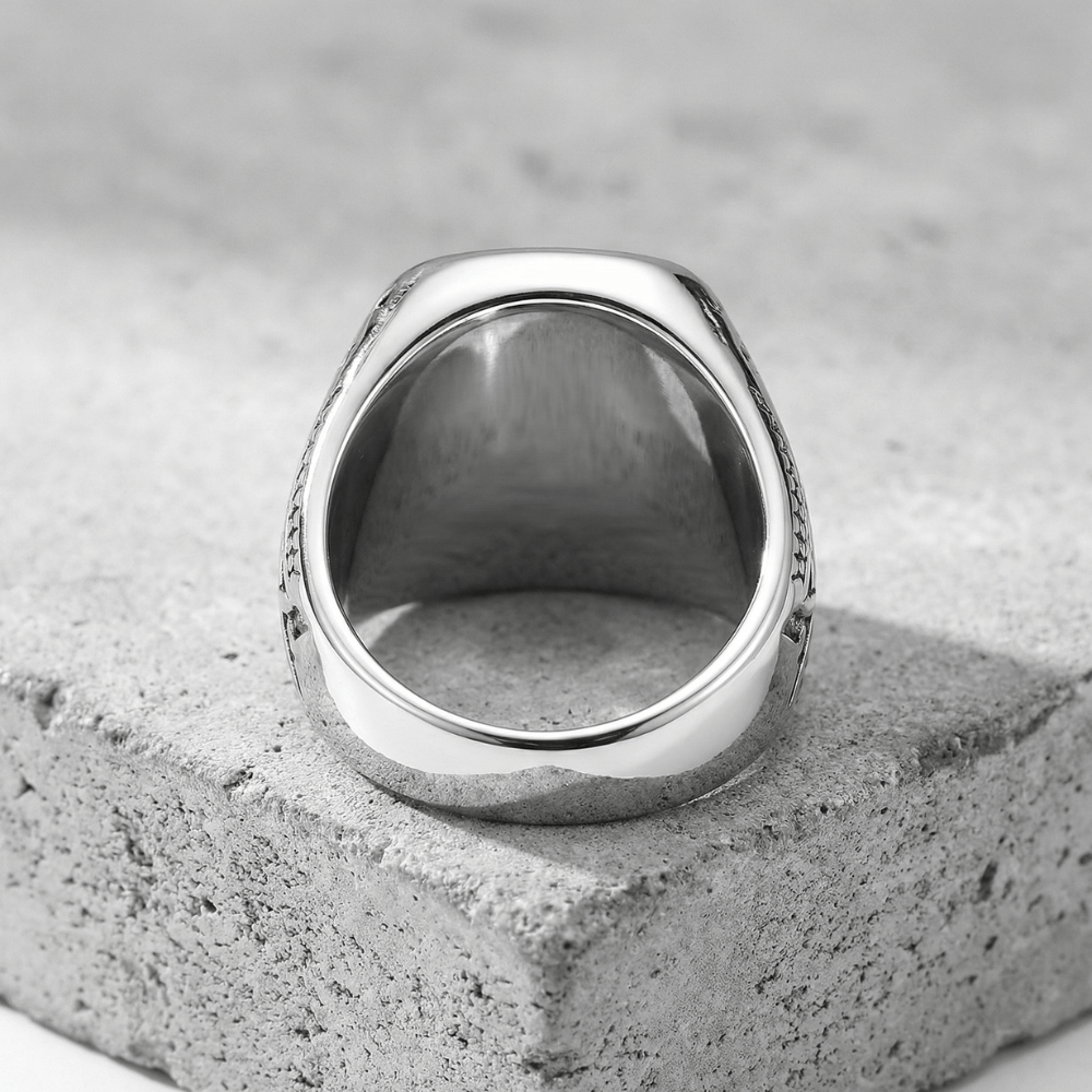 Des Finitions Exemplaires - Grosse Chevalière Homme Onyx Argent