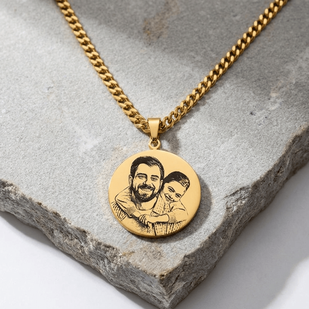 pendentif personnalise photo homme doré acier inoxydable