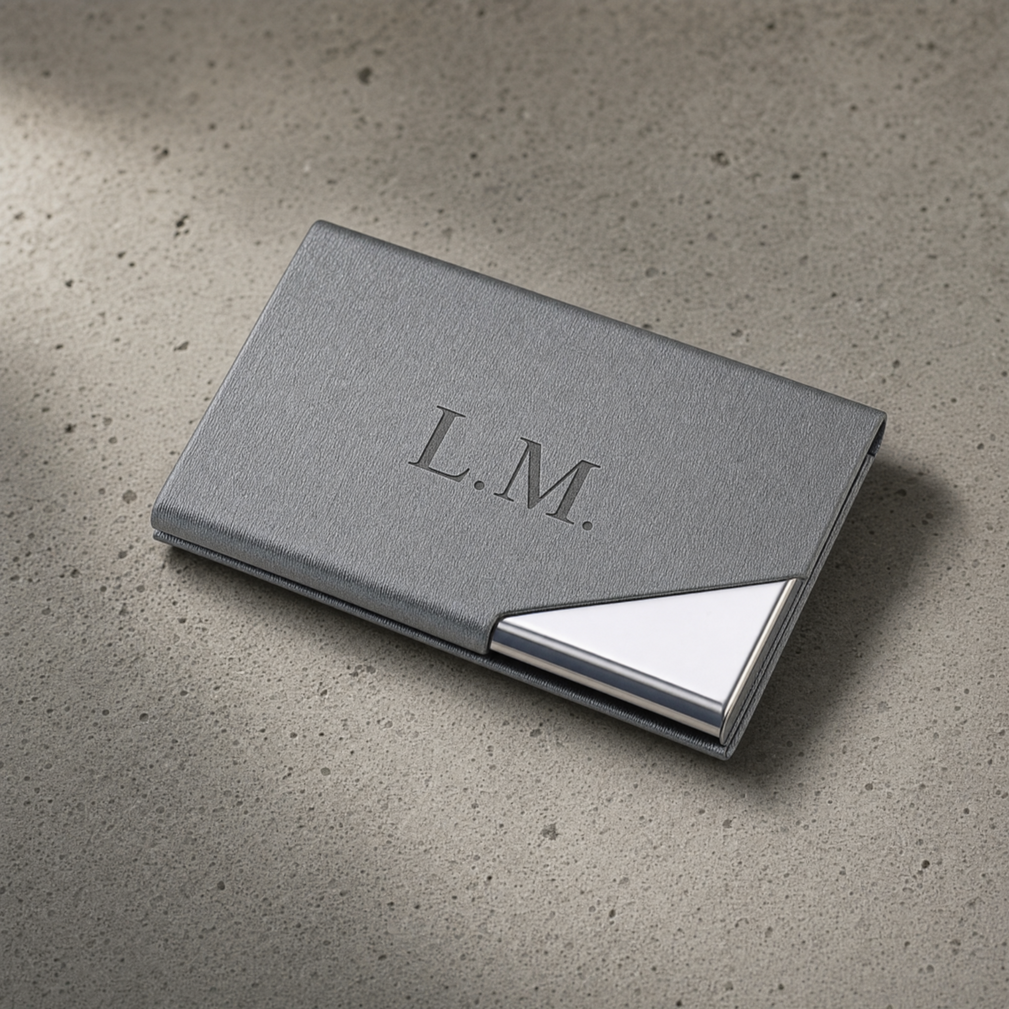 porte-cartes bancaire homme gris personnalisé gravé initiales