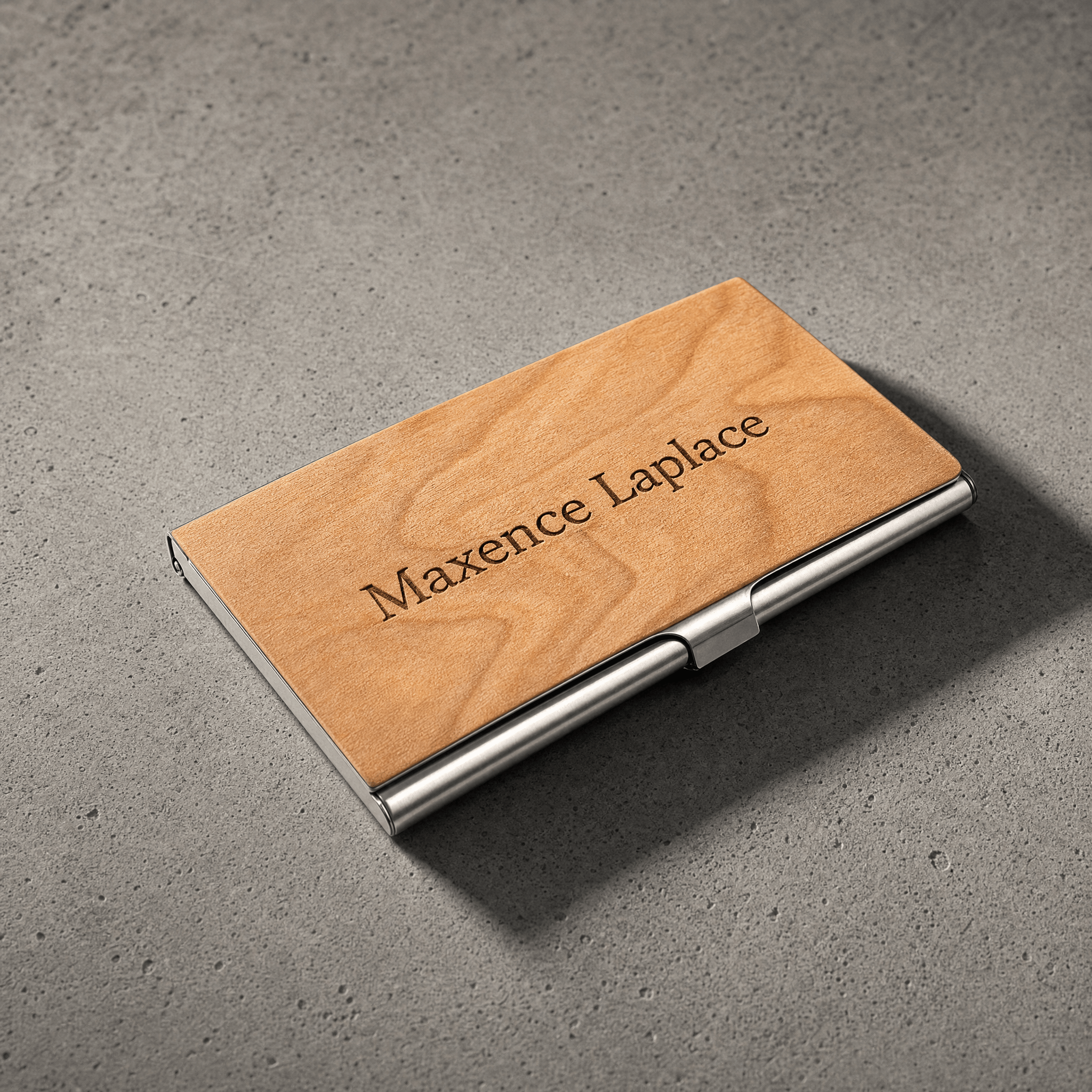 porte-cartes homme bois merisier gravé acier argent