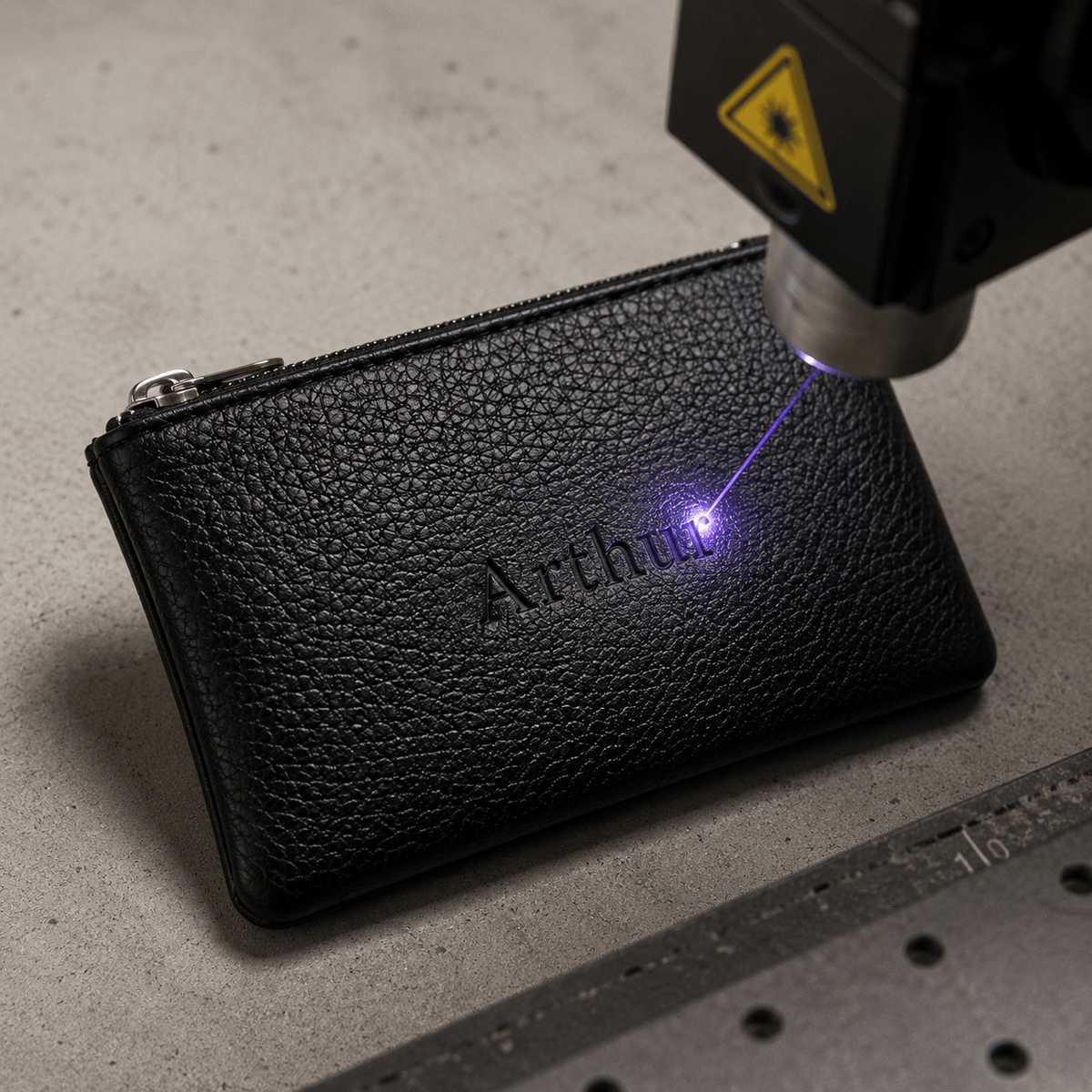 Des Finitions Exemplaires - Porte-Monnaie Personnalisable Homme à Graver au Laser