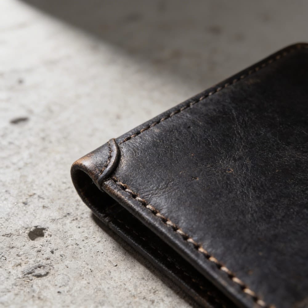 Des Finitions Exemplaires - Portefeuille Homme Vertical RFID