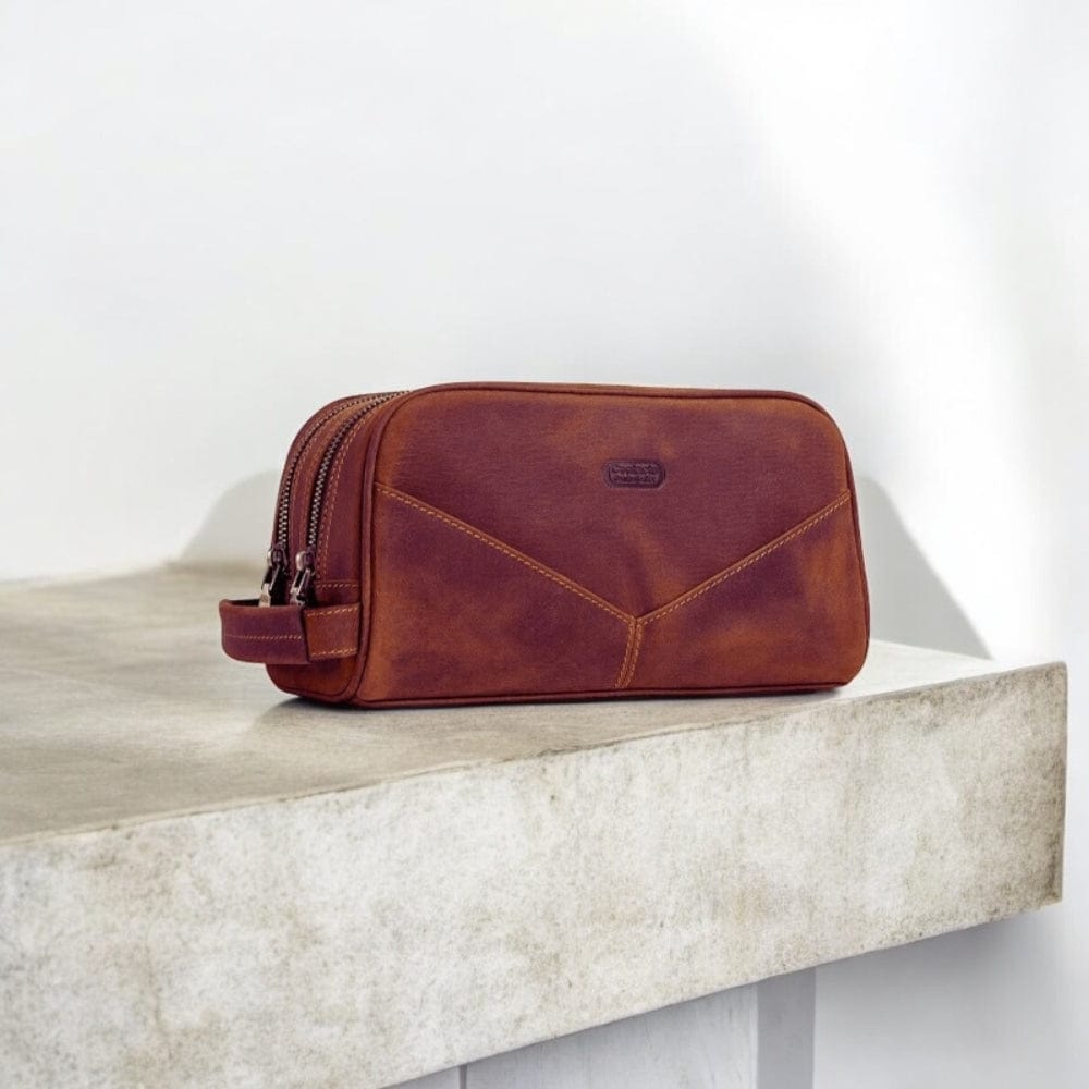 Trousse toilette cuir véritable marron vintage finitions sellier