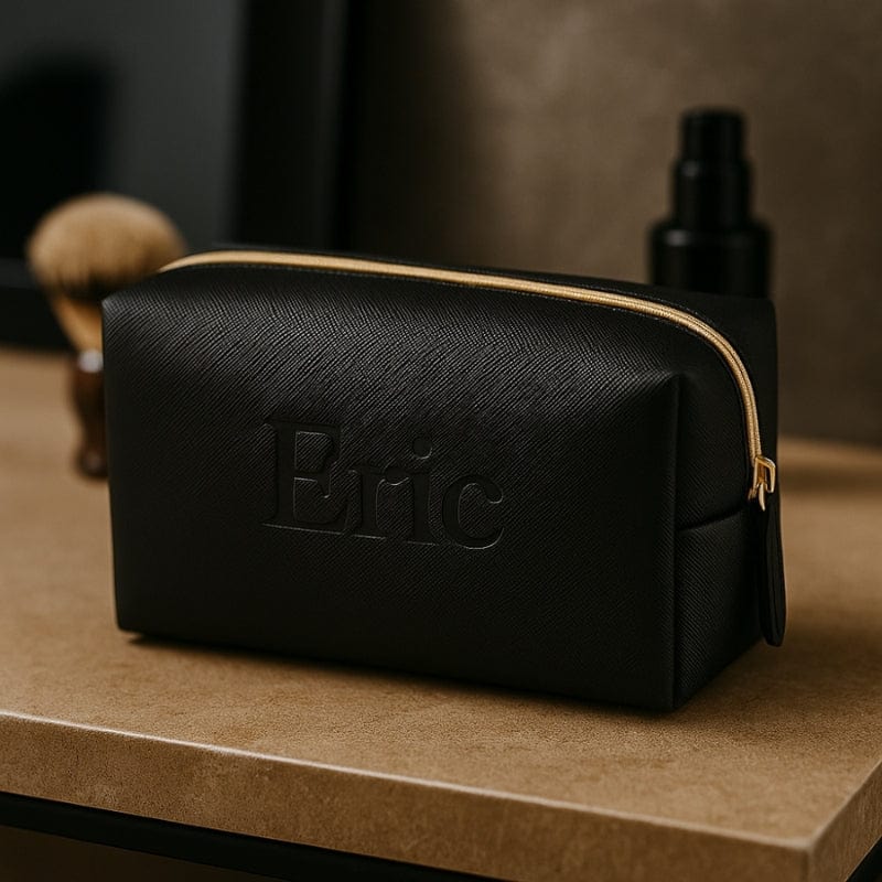 trousse de toilette homme luxe cuir noir personnalisée gravure Eric