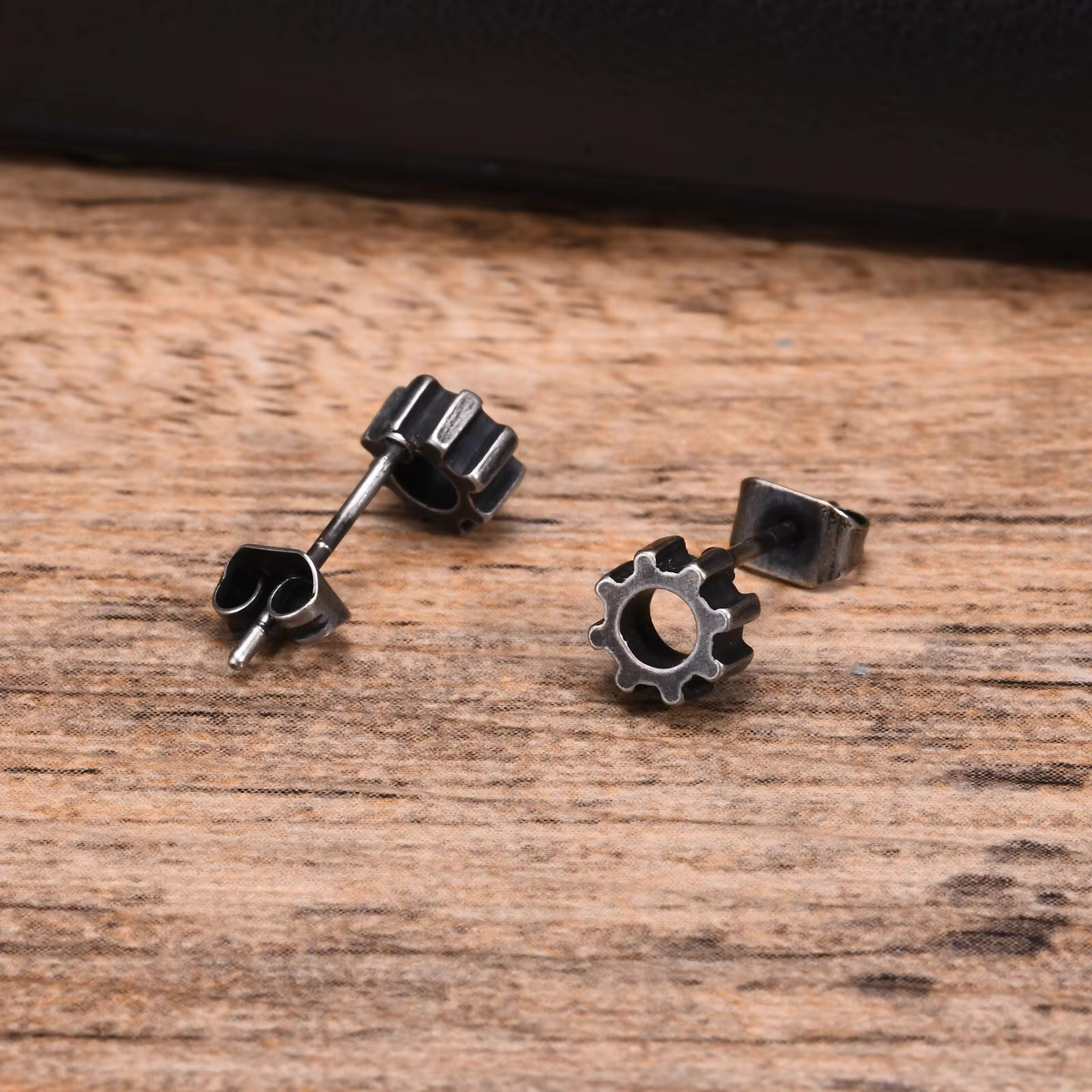Paire de boucles d'oreilles en acier inoxydable, design mécanique inspiré des rouages