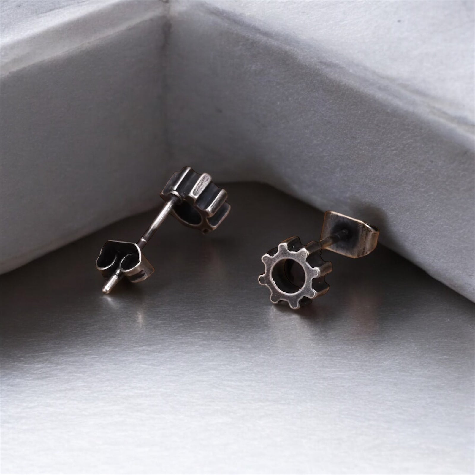 Paire de boucles d'oreilles en acier inoxydable, design mécanique inspiré des rouages 