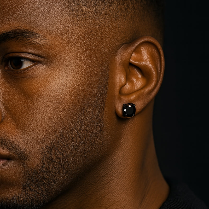 Boucle d'oreille aimant homme diamant noir portée