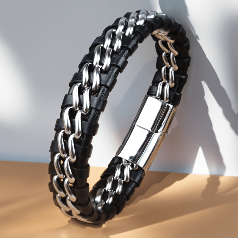 Bracelet homme tressé, cuir noir tissé dans une chaîne argentée