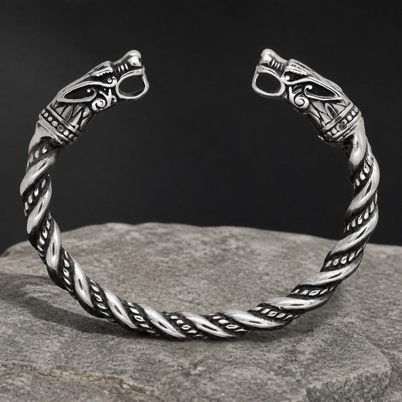 Bracelet homme viking argent, torque torsadé à deux têtes de loup face à face