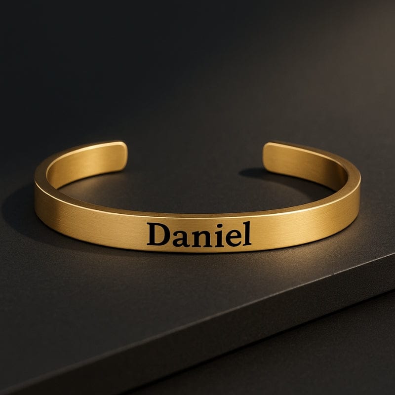 Bracelet jonc homme à graver doré, prénom gravé sur le jonc plat