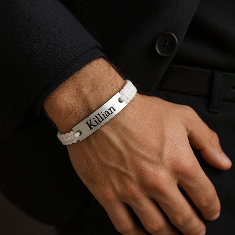 Bracelet homme tissu blanc personnalisé porté au poignet