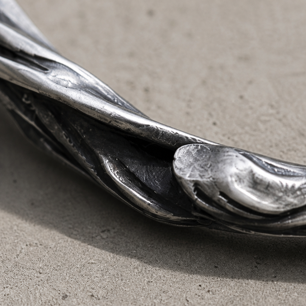 Des Finitions Exemplaires - Bracelet Torque Homme, Jonc Ouvert Façon Branche