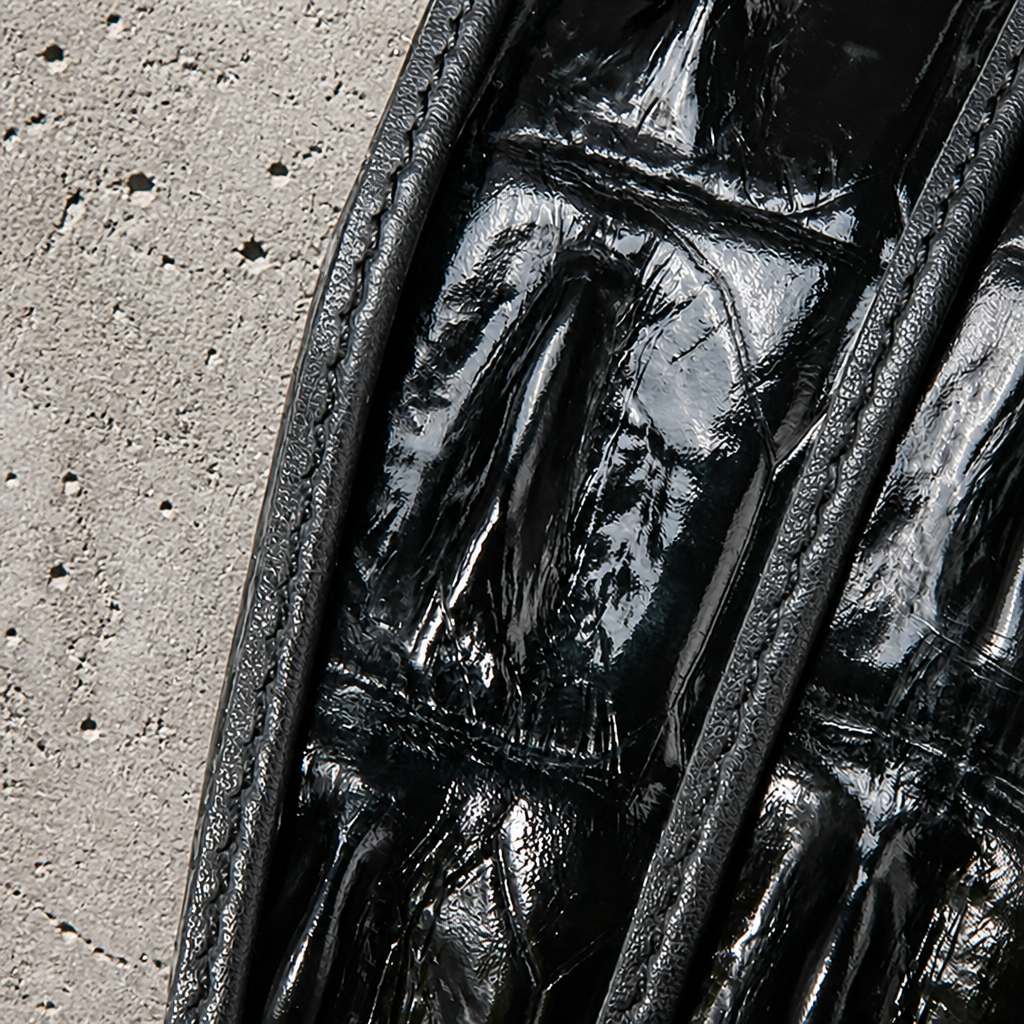 Des Finitions Exemplaires - Ceinture Crocodile Homme en Cuir, Boucle Plaque Dorée