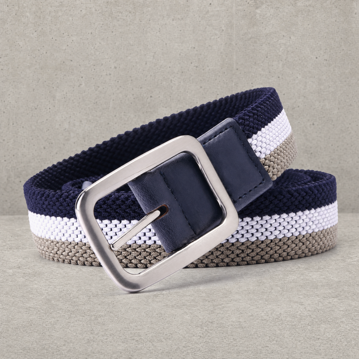 Ceinture golf homme tressée élastique rayée bleu marine, blanc et gris taupe, boucle argent brossé