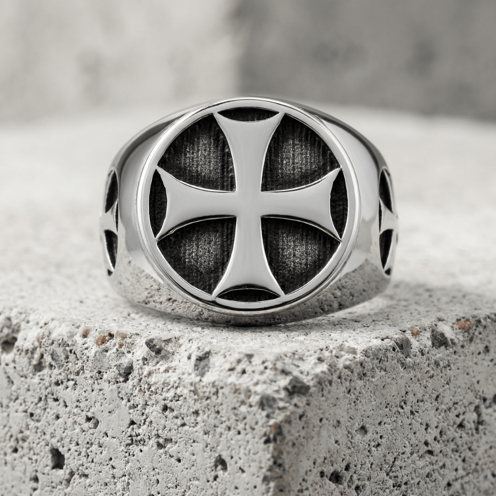 Chevalière croix homme argent plateau rond acier inoxydable