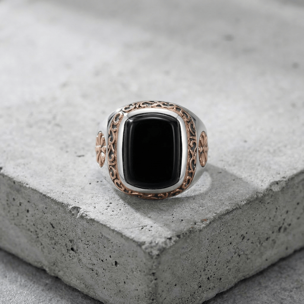 Chevalière homme onyx noir rosaces or rose face