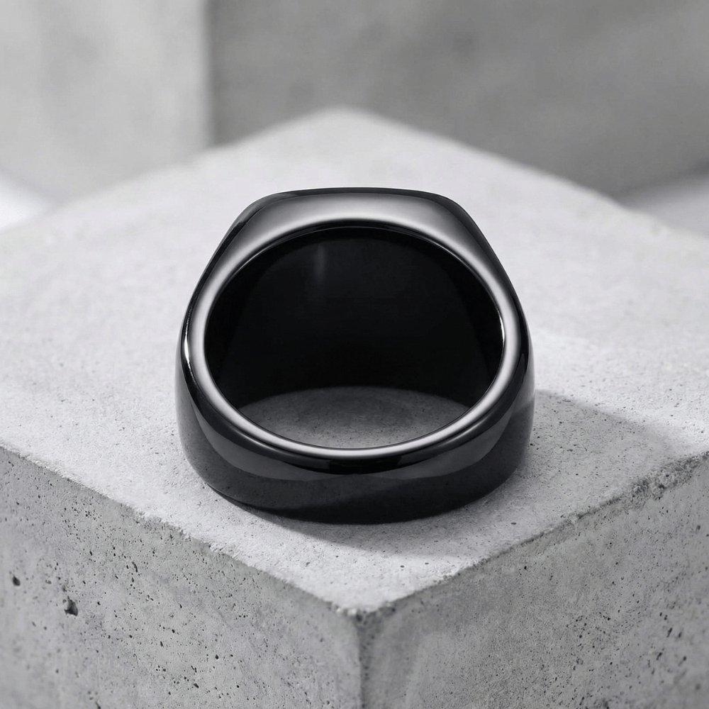 Chevalière noire homme acier inoxydable intérieur