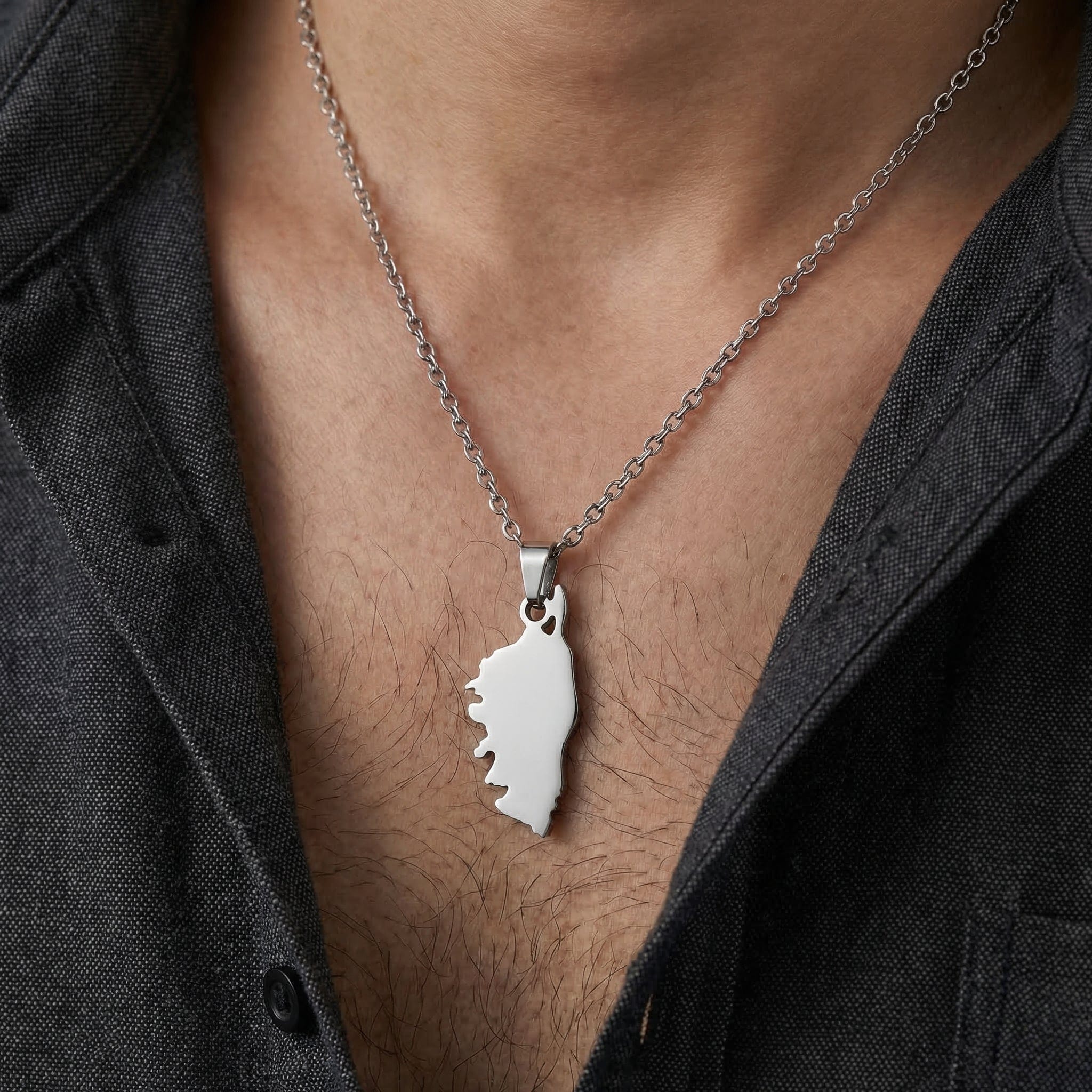 pendentif corse homme argent acier inoxydable finition argentee