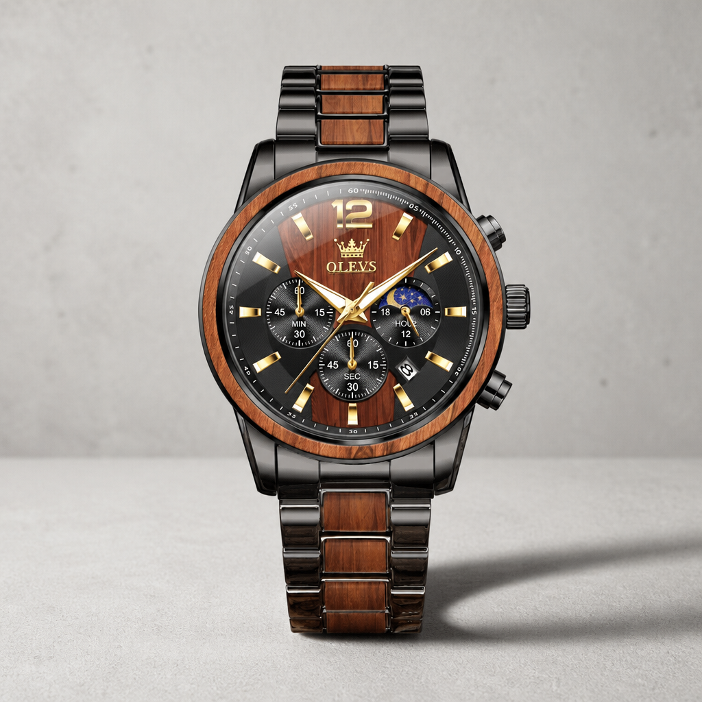Montre bicolore homme chronographe, acier noir et bois de santal sur fond béton