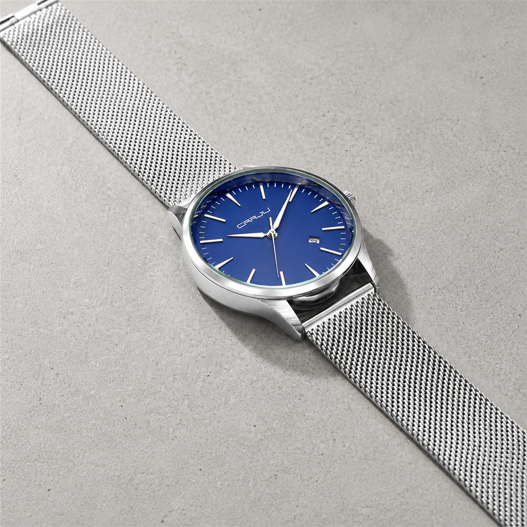 Profil du boîtier de sept millimètres de la montre fine homme