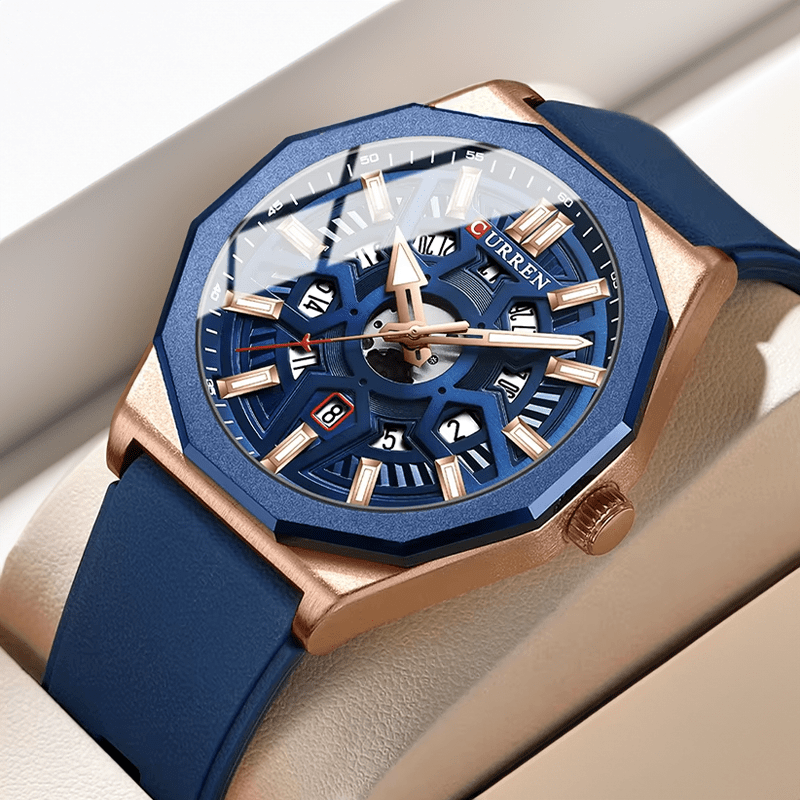 Montre homme sportive bleue présentée de face, cadran ajouré et index appliqués