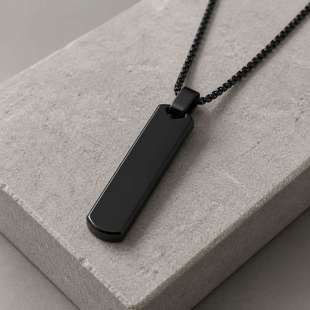 pendentif lettre homme noir barre acier inoxydable