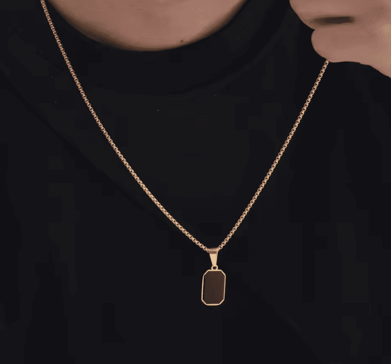 collier pendentif noir chaine or homme