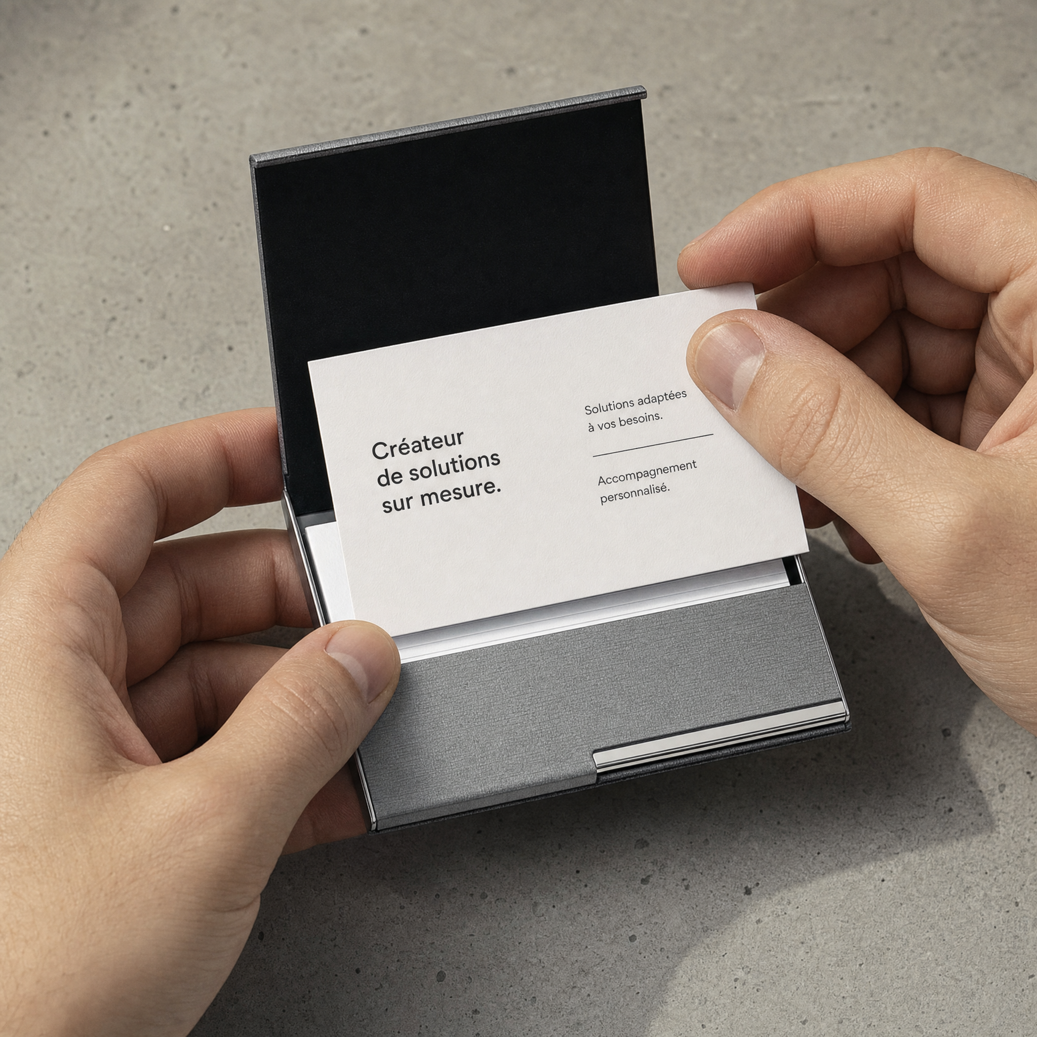 porte-cartes bancaire homme gris acier inoxydable
