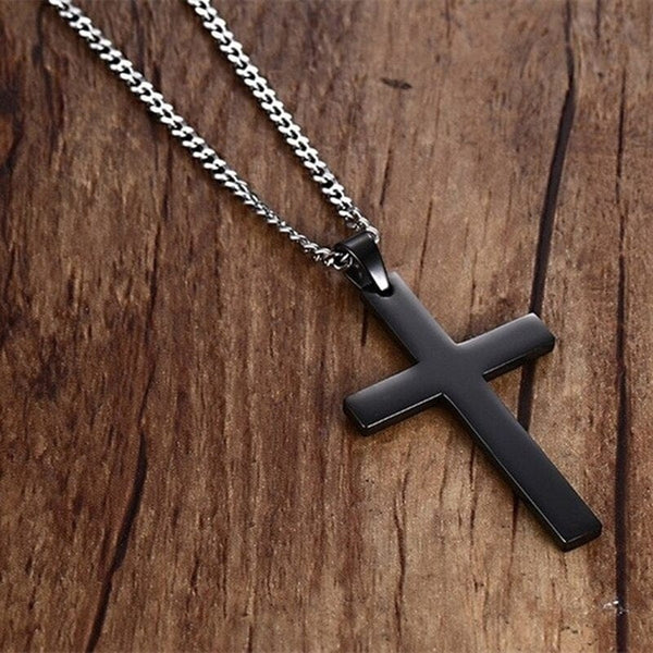 Collier et pendentif croix chrétienne noir
