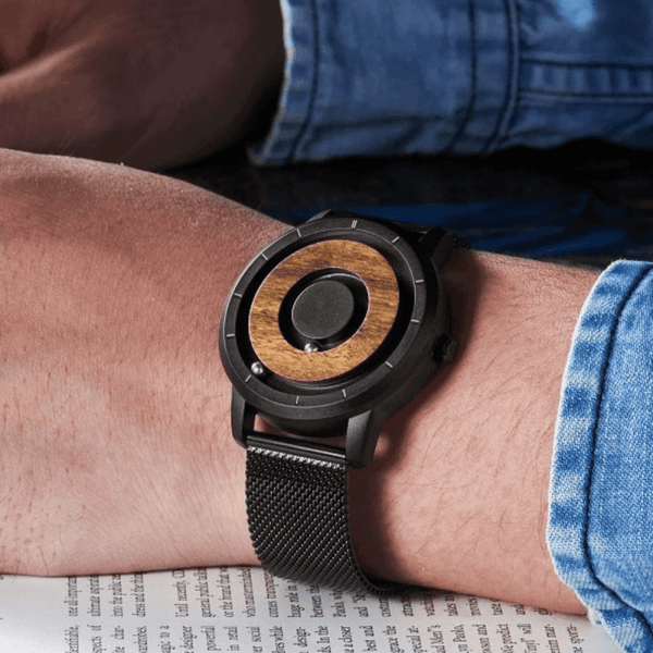 MONTRE BILLE MAGNETIQUE ET BOIS